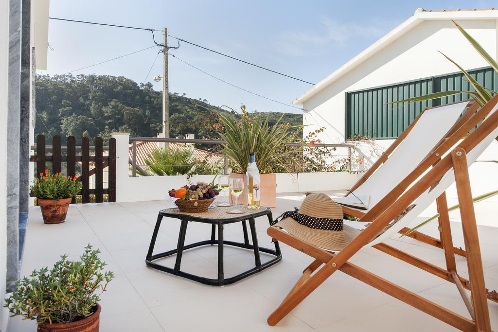 Beachouse - Surf, Bed & Breakfast Ericeira Room photo